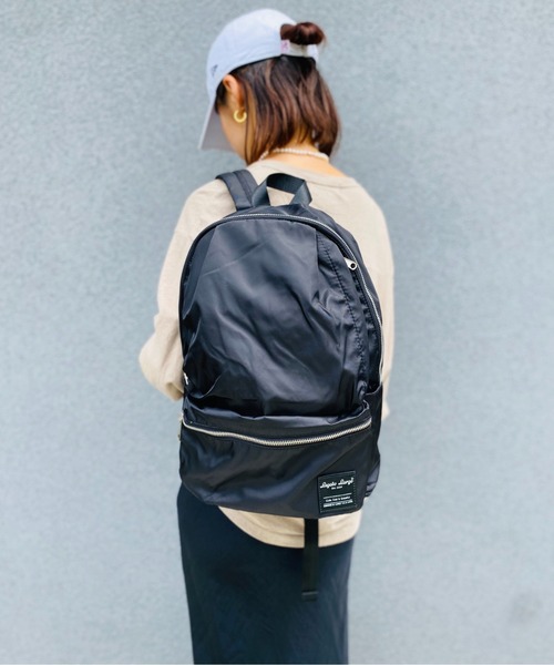 Legato Largo(レガートラルゴ)の「Legato Largo レガートラルゴ Lieto/10ポケットリュック / LH-H1672(バックパック/リュック・レディース・ピンク/ネイビー/グレー/ブラック/ライトグレー/ベージュ系その他・ONESIZE)」の3枚目の写真
