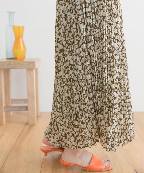 ITEMS URBANRESEARCH（アイテムズ アーバンリサーチ）の「ガラプリーツスカート（スカート・レディース・ブラック/ブラウン/カーキ・FREE）」の16枚目の写真