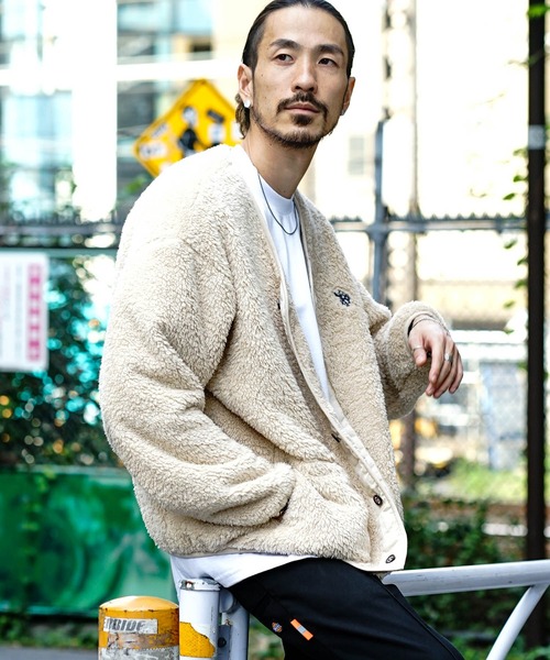 U.S. POLO ASSN.(ユーエスポロアッスン)の「【U.S.POLO ASSN. /ユーエスポロアッスン】モコモコ ボアフリース ボタン カーディガン(ノーカラージャケット・メンズ・ベージュ/オリーブ/ブラック・MEDIUM/LARGE)」の9枚目の写真