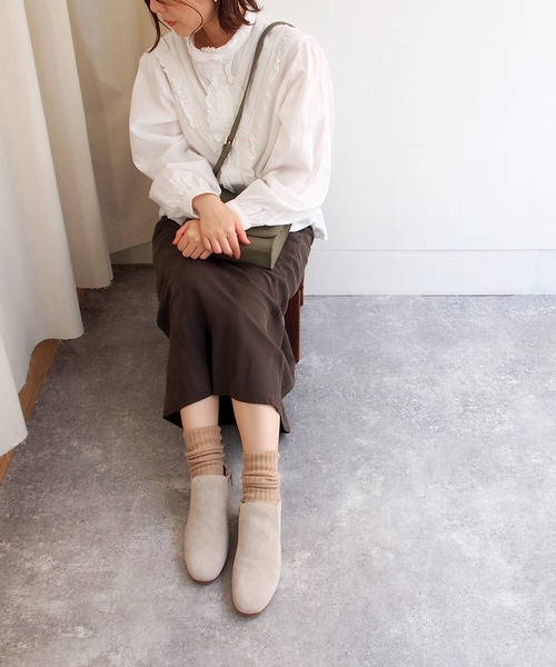 ENあしながおじさん（エンアシナガオジサン）の「防水｜アンクルブーツ　-5360475（スリッポン・レディース・ブラック/ダークブラウン/ベージュ/グレイッシュベージュ・23.5cm/24.5cm/24.0cm/23.0cm/22.5cm）」の14枚目の写真