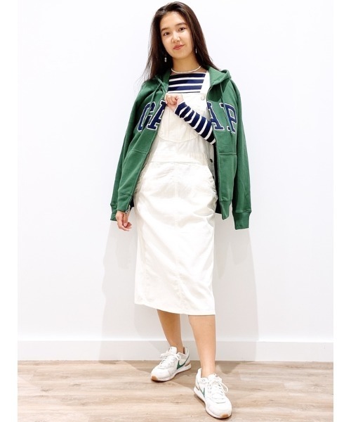 GAP（ギャップ）の「GAPアーチロゴ フルジップ パーカー(ユニセックス)（パーカー・メンズ・ブラウン/グリーン/ワイン/パープル/ライトグリーン・S/M/L/XL/XS）」の8枚目の写真