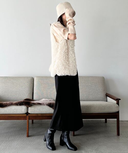 MAJESTIC LEGON（マジェスティックレゴン）の「サイドスリットIラインスカート（スカート・レディース・ブラック/ブラック系その他/ホワイト系その他2・MEDIUM）」の8枚目の写真