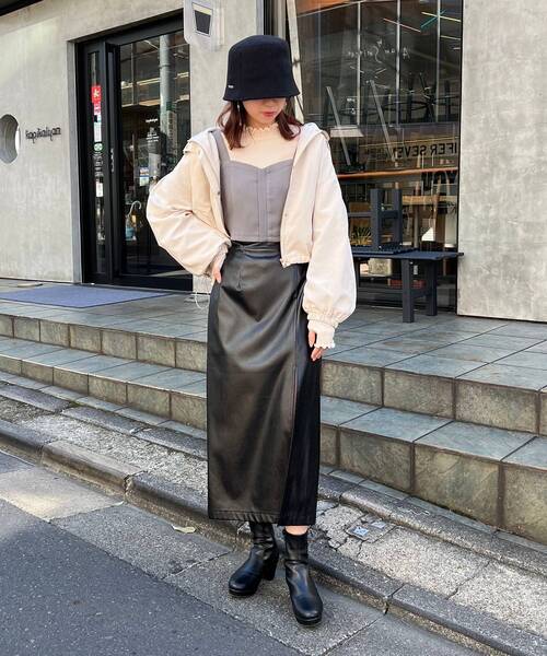 MAJESTIC LEGON（マジェスティックレゴン）の「サイドスリットIラインスカート（スカート・レディース・ブラック/ブラック系その他/ホワイト系その他2・MEDIUM）」の22枚目の写真