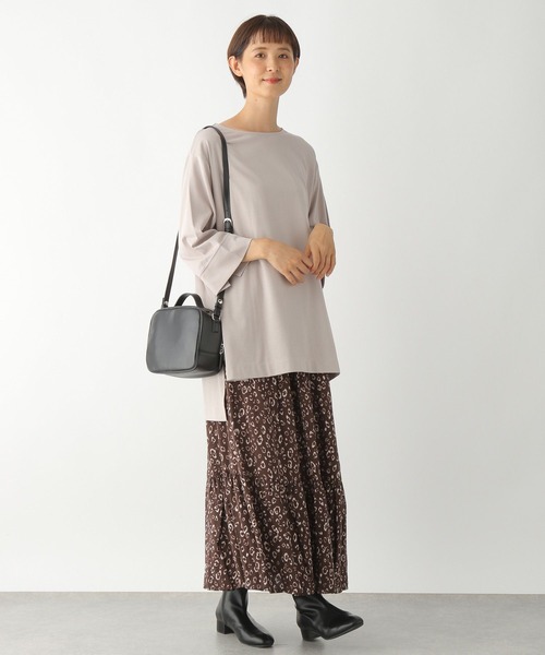 LEPSIM(レプシィム)の「マルチキノウチュニック3 299524(Tシャツ/カットソー・レディース・ホワイト/ブラック/ブラウン/グリーン/グレイッシュベージュ・FREE)」の22枚目の写真
