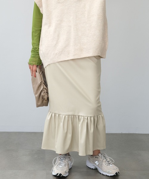 ＡＮＤＪ（アンドジェイ）の「【2022/AW】【ANDJMADE】フェイクレザーマーメイドスカート（スカート・レディース・グリーン系その他/モスグリーン/アイボリー/ブラウン/ブラック・M）」の17枚目の写真