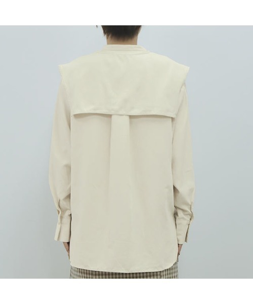 Isn't She?（イズントシー）の「3wayビッグカラーブラウス（シャツ/ブラウス・レディース・アイボリー/ライトベージュ/グリーン系/チャコールグレー・FREE）」の8枚目の写真