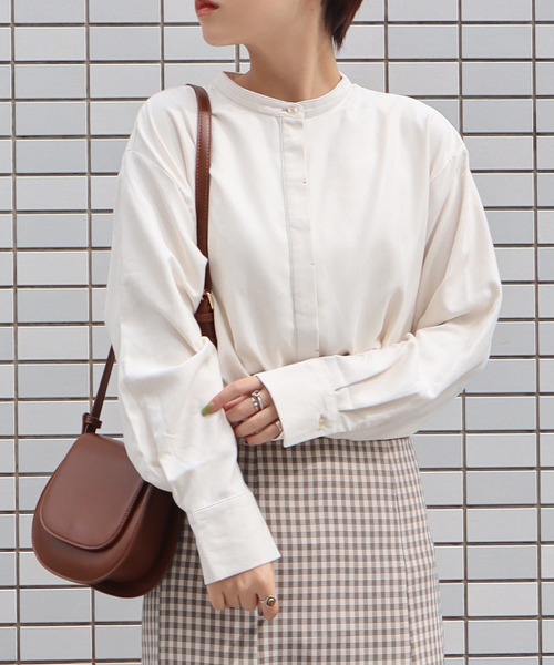 Isn't She?（イズントシー）の「3wayビッグカラーブラウス（シャツ/ブラウス・レディース・アイボリー/ライトベージュ/グリーン系/チャコールグレー・FREE）」の20枚目の写真