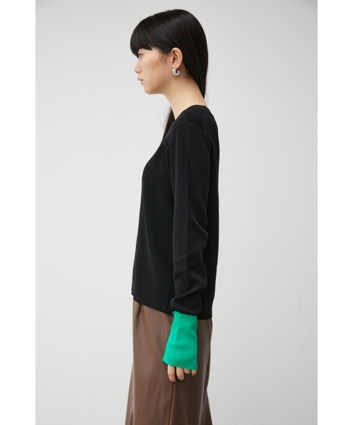 AZUL by moussy(アズールバイマウジー)の「COLOR CUFF BLOCK KNIT TOPS/カラーカフブロックニットトップス(ニット/セーター・レディース・ブラック/ライトベージュ/ダークブルー/チャコールグレー・MEDIUM/SMALL)」の10枚目の写真