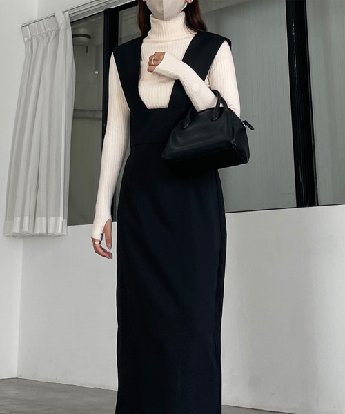 Louere（ルエレ）の「フィンガーホールタートルリブニット（ニット/セーター・レディース・ホワイト/ブラック/クリーム・FREE）」の6枚目の写真