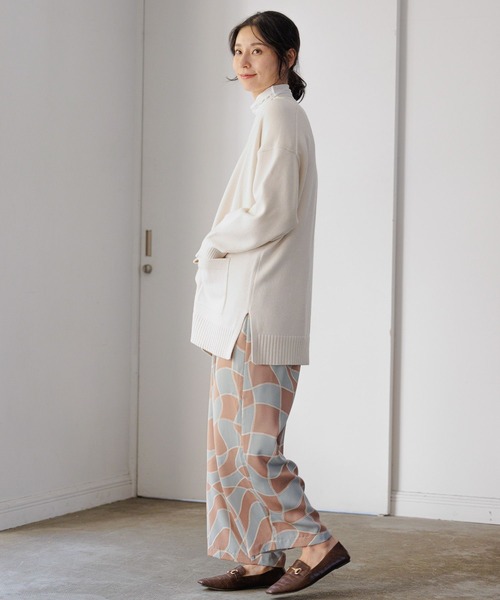 LEPSIM（レプシィム）の「7ゲージホイップライクVネックニットカーデ　294976（カーディガン/ボレロ・レディース・ピンク/ブルー/ブラック/キナリ/ライム・FREE/SHORT）」の12枚目の写真