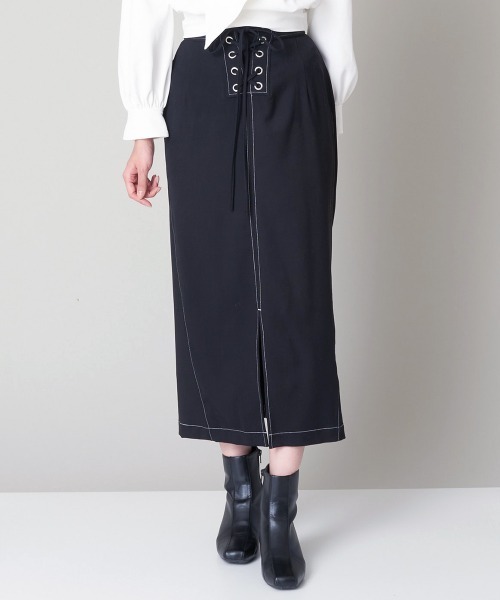 A de a.v.v(アードアー・ヴェ・ヴェ)の「バイカラーステッチナロースカート(スカート・レディース・ブラウン/ブラック・SMALL/MEDIUM)」の2枚目の写真