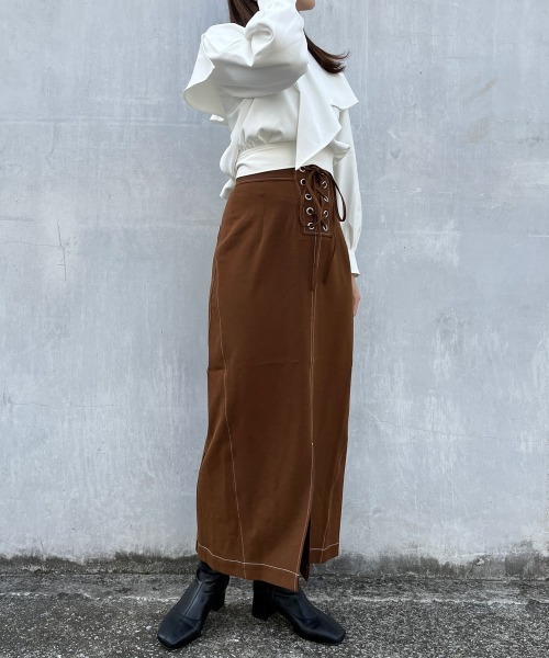 A de a.v.v(アードアー・ヴェ・ヴェ)の「バイカラーステッチナロースカート(スカート・レディース・ブラウン/ブラック・SMALL/MEDIUM)」の18枚目の写真