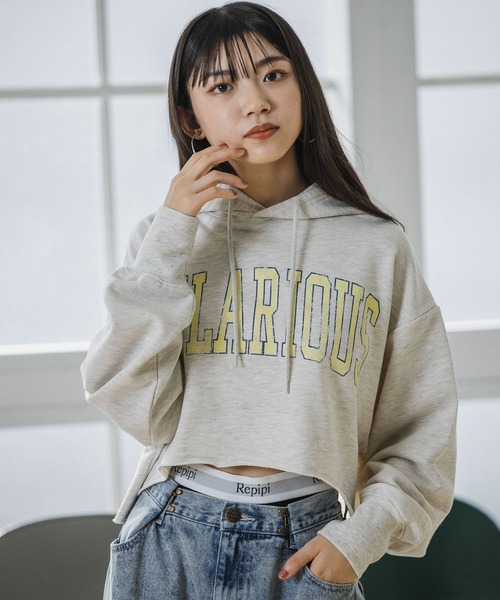 repipi armario(レピピ アルマリオ)の「カレッジロゴショートパーカー(パーカー・キッズ・杢グレー/ネイビー/オートミール/コーラル・MEDIUM/SMALL/LARGE)」の2枚目の写真