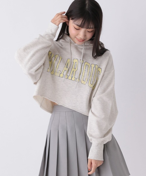 repipi armario(レピピ アルマリオ)の「カレッジロゴショートパーカー(パーカー・キッズ・杢グレー/ネイビー/オートミール/コーラル・MEDIUM/SMALL/LARGE)」の22枚目の写真
