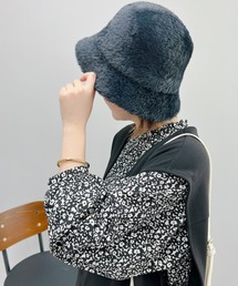 un dix cors | 今季のマストハブ　ファーバケットハット(ハット)