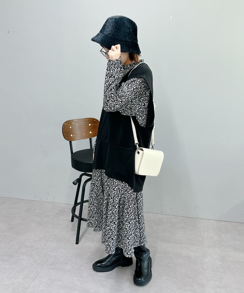 un dix cors（アンディコール）の「ファーバケットハット（ハット・レディース・ブラック/ライトベージュ・FREE）」の4枚目の写真