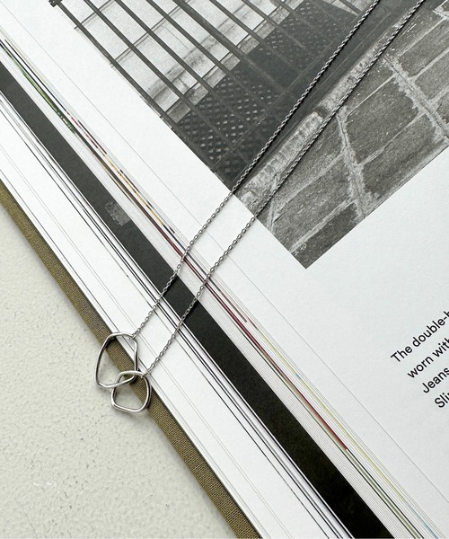 apres jour mignon（アプレジュールミニョン）の「【apresjour mignon×ARIAZ】変形ネックレス（ネックレス・レディース・シルバー/ゴールド・ONESIZE）」の4枚目の写真