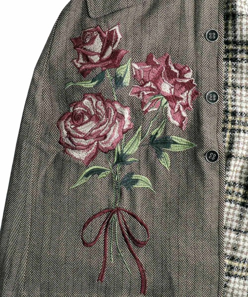 iS ScoLar（イズスカラー）の「523062：チェック柄切替 花刺繍コート