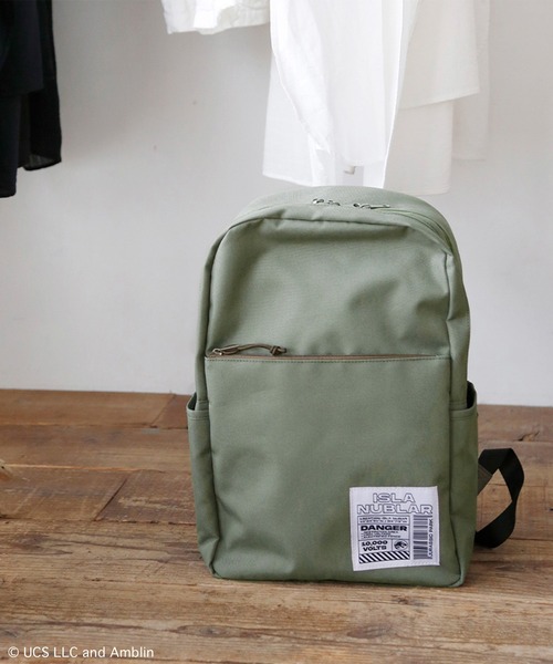 ACCOMMODE（アコモデ）の「【Universal Filmarket】アンブリン　スクエアリュック（バックパック/リュック・レディース・ベージュ/カーキ/グレー/ブルー・FREE）」の2枚目の写真