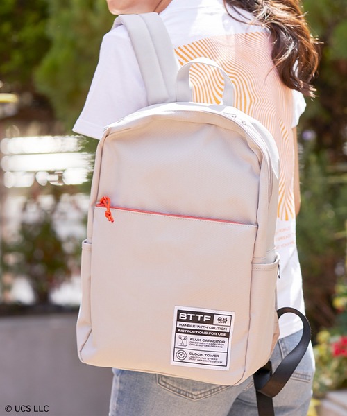 ACCOMMODE（アコモデ）の「【Universal Filmarket】アンブリン　スクエアリュック（バックパック/リュック・レディース・ベージュ/カーキ/グレー/ブルー・FREE）」の9枚目の写真