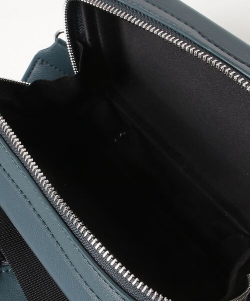 Figments（フィグメンツ）の「スクエアショルダーバッグ（ショルダーバッグ・レディース・ブラック/ダークグリーン・FREE）」の5枚目の写真