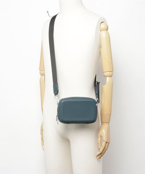 Figments（フィグメンツ）の「スクエアショルダーバッグ（ショルダーバッグ・レディース・ブラック/ダークグリーン・FREE）」の18枚目の写真