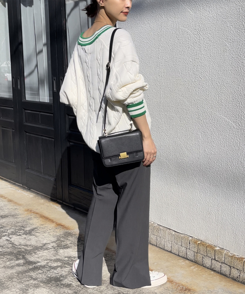Spick & Span（スピックアンドスパン）の「【Traditional Weatherwear 】チルデンVネックカーディガン（カーディガン/ボレロ・レディース・ブルー/ホワイト・SMALL）」の4枚目の写真