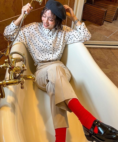 Le temps riche（ルタンリッシュ）の「ドットプリントシャツ＜Le temps riche＞（シャツ/ブラウス・レディース・ブラック/オフホワイト・M/L）」の7枚目の写真