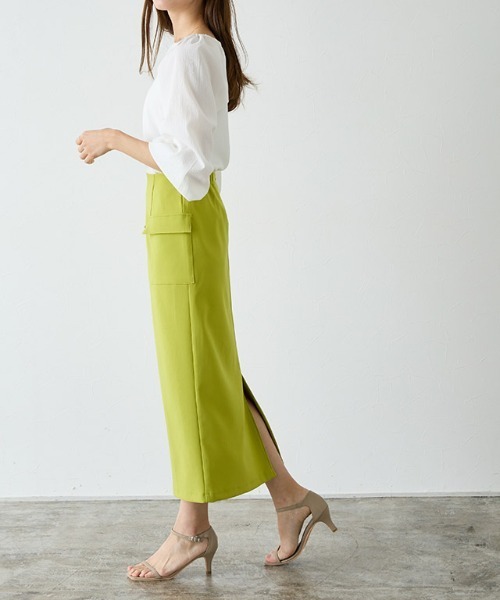 Pierrot（ピエロ）の「サイドフラップポケットIラインスカート（スカート・レディース・ライム/ライトカーキ/ピンク/オフホワイト/ネイビー・M/L/PM）」の20枚目の写真