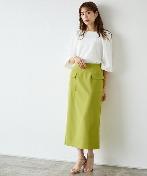 Pierrot（ピエロ）の「サイドフラップポケットIラインスカート（スカート・レディース・ライム/ライトカーキ/ピンク/オフホワイト/ネイビー・M/L/PM）」の17枚目の写真