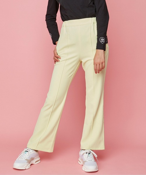 JENNI love(ジェニィラブ)の「サス付き2wayフレアカラーパンツ(その他パンツ・キッズ・ピンク/イエロー/サックスブルー/ラベンダー・140cm/130cm/150cm/160cm)」の3枚目の写真