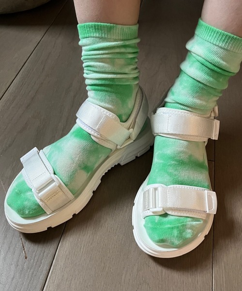 LOWRYS FARM(ローリーズファーム)の「カンドウフィットスポサン 177270(サンダル・レディース・ブラック/ホワイト・MEDIUM/LARGE)」の3枚目の写真