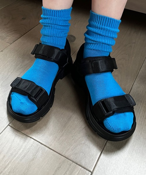 LOWRYS FARM(ローリーズファーム)の「カンドウフィットスポサン 177270(サンダル・レディース・ブラック/ホワイト・MEDIUM/LARGE)」の5枚目の写真