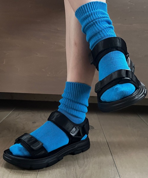 LOWRYS FARM(ローリーズファーム)の「カンドウフィットスポサン 177270(サンダル・レディース・ブラック/ホワイト・MEDIUM/LARGE)」の6枚目の写真