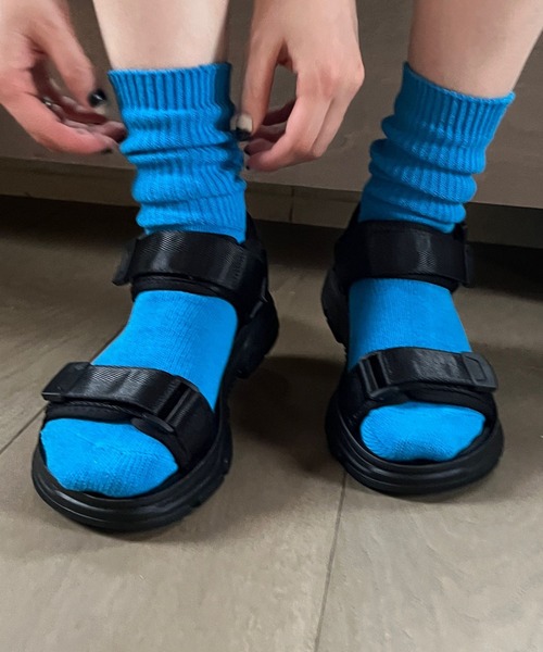 LOWRYS FARM(ローリーズファーム)の「カンドウフィットスポサン 177270(サンダル・レディース・ブラック/ホワイト・MEDIUM/LARGE)」の8枚目の写真