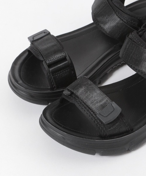 LOWRYS FARM(ローリーズファーム)の「カンドウフィットスポサン 177270(サンダル・レディース・ブラック/ホワイト・MEDIUM/LARGE)」の18枚目の写真