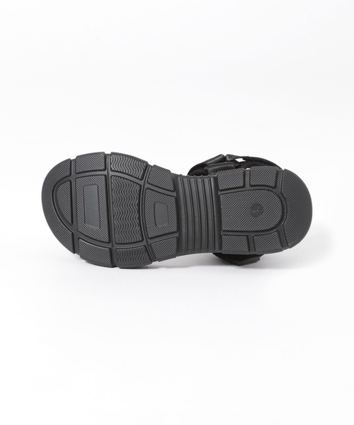 LOWRYS FARM(ローリーズファーム)の「カンドウフィットスポサン 177270(サンダル・レディース・ブラック/ホワイト・MEDIUM/LARGE)」の22枚目の写真