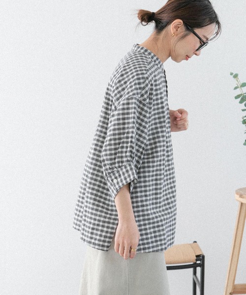 URBAN RESEARCH DOORS(アーバンリサーチドアーズ)の「FORK&SPOON コットンリネンブラウス(シャツ/ブラウス・レディース・ネイビー/チェック/オフホワイト・1)」の8枚目の写真