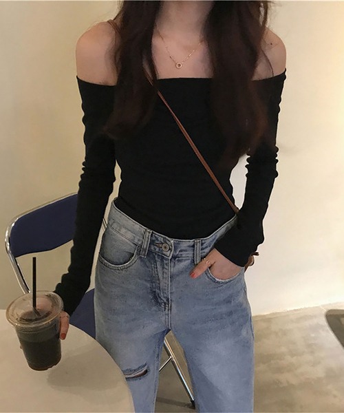 NinaetLina（ニナエリナ）の「オフショルカットソー（Tシャツ/カットソー・レディース・ブラック/チャコール・FREE）」の3枚目の写真