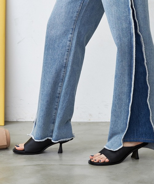 casane(カサネ)の「ラウンドトゥライナーカラーサンダル(サンダル・レディース・ブラック/ホワイト・0/1/2)」の21枚目の写真