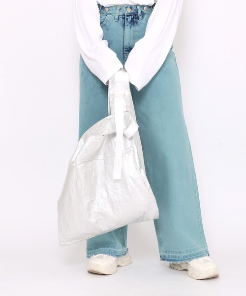 Figments（フィグメンツ）の「メタリックショッパーバッグ（トートバッグ・レディース・ブラック/シルバー・FREE）」の7枚目の写真