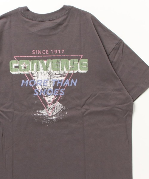 CONVERSE（コンバース）の「CONVERSE/コンバース ビッグシルエット ヴィンテージライク バックプリント  ワンポイントロゴ  半袖Tシャツ（Tシャツ/カットソー・レディース・ホワイト/チャコールグレー/ホワイト系その他/グレー系その他・M/L）」の4枚目の写真