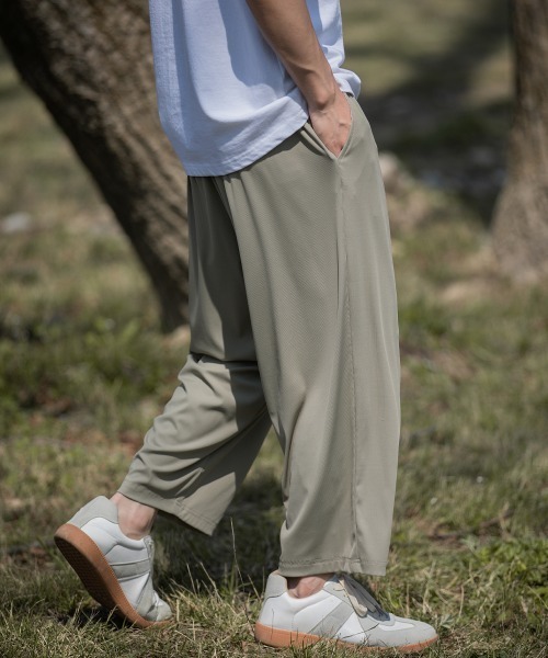 Auntie Rosa（アンティローザ）の「【Shoowtime】クールタッチ ルーズフィット タック ワイド イージーパンツ（その他パンツ・メンズ・ベージュ/グリーン/ブラック・XX-LARGE/X-LARGE/LARGE/MEDIUM）」の10枚目の写真