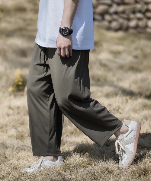 Auntie Rosa（アンティローザ）の「【Shoowtime】クールタッチ ルーズフィット タック ワイド イージーパンツ（その他パンツ・メンズ・ベージュ/グリーン/ブラック・XX-LARGE/X-LARGE/LARGE/MEDIUM）」の16枚目の写真