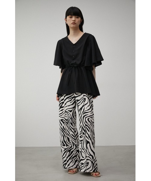 AZUL by moussy(アズールバイマウジー)の「CENTER SEAM ZEBRA PANTS/センターシームゼブラパンツ(その他パンツ・レディース・ホワイト系その他/ベージュ系その他・SMALL/MEDIUM)」の13枚目の写真