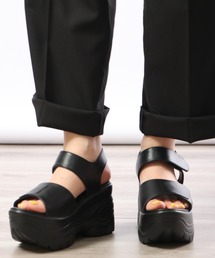 ベルクロ厚底サンダル8.5㎝ボリュームソール
