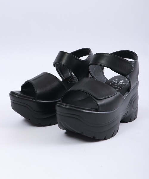 lus.（ラスドット）の「ベルクロ厚底サンダル8.5㎝ボリュームソール（サンダル・レディース・ブラック・S/L/LL/3L/SS/M）」の8枚目の写真
