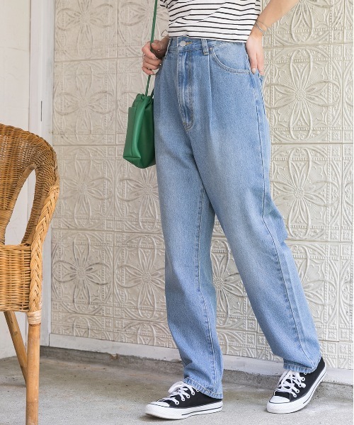 ad thie（アドティエ）の「ハイウエスト 後ろゴム フロントタックデニムパンツ（デニムパンツ・レディース・オフホワイト/ブラック/サックスブルー/インディゴブルー/ケミカルウォッシュ・LARGE/MEDIUM/SMALL）」の15枚目の写真