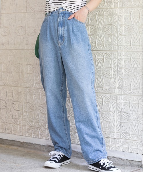 ad thie（アドティエ）の「ハイウエスト 後ろゴム フロントタックデニムパンツ（デニムパンツ・レディース・オフホワイト/ブラック/サックスブルー/インディゴブルー/ケミカルウォッシュ・LARGE/MEDIUM/SMALL）」の7枚目の写真