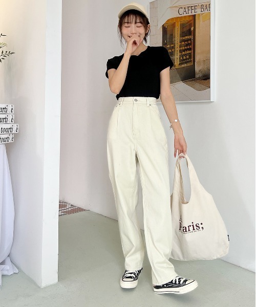 ad thie（アドティエ）の「ハイウエスト 後ろゴム フロントタックデニムパンツ（デニムパンツ・レディース・オフホワイト/ブラック/サックスブルー/インディゴブルー/ケミカルウォッシュ・LARGE/MEDIUM/SMALL）」の19枚目の写真
